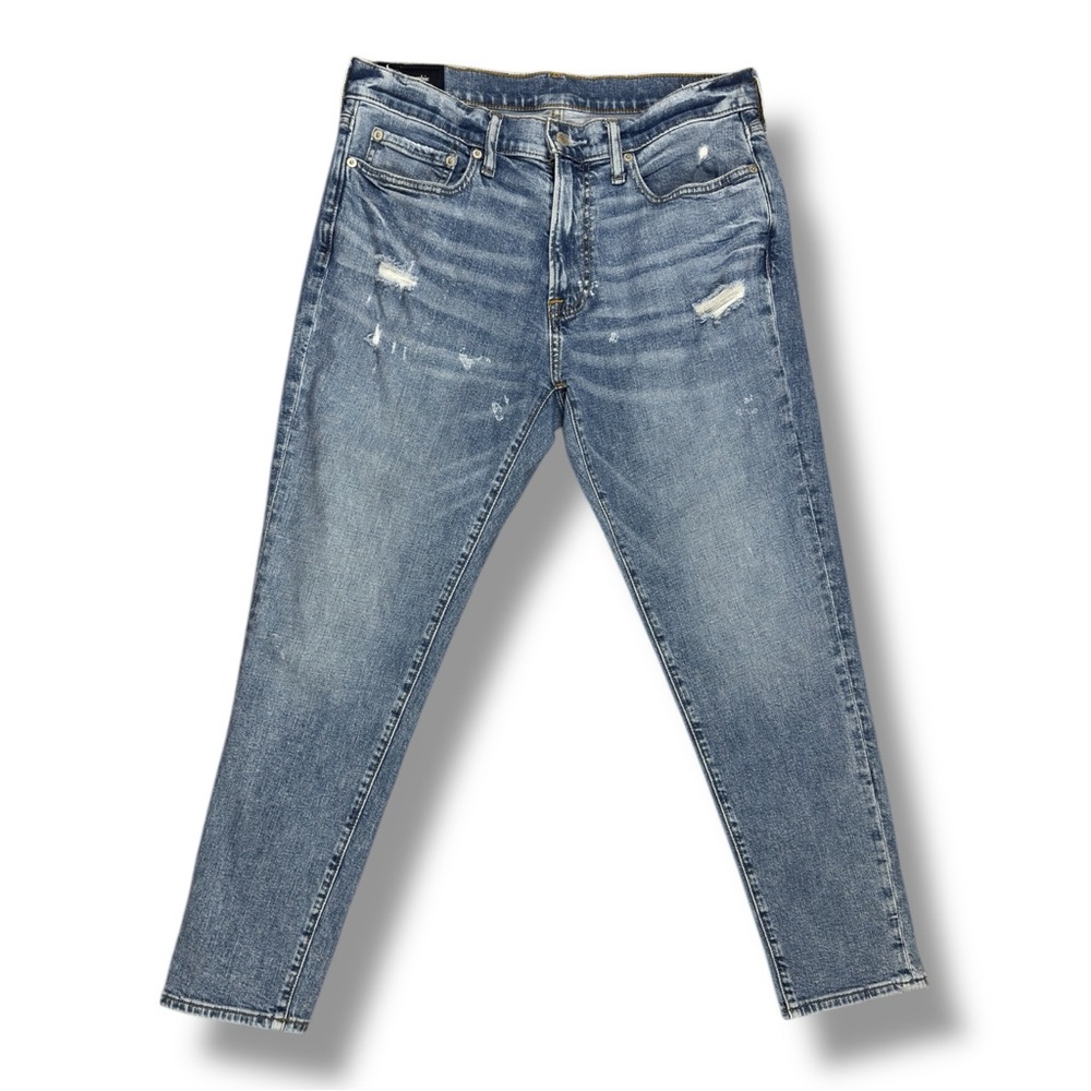 Abercrombie & Fitch Men's Medium Wash Distressed Slim Straight Jeans 32W 30L